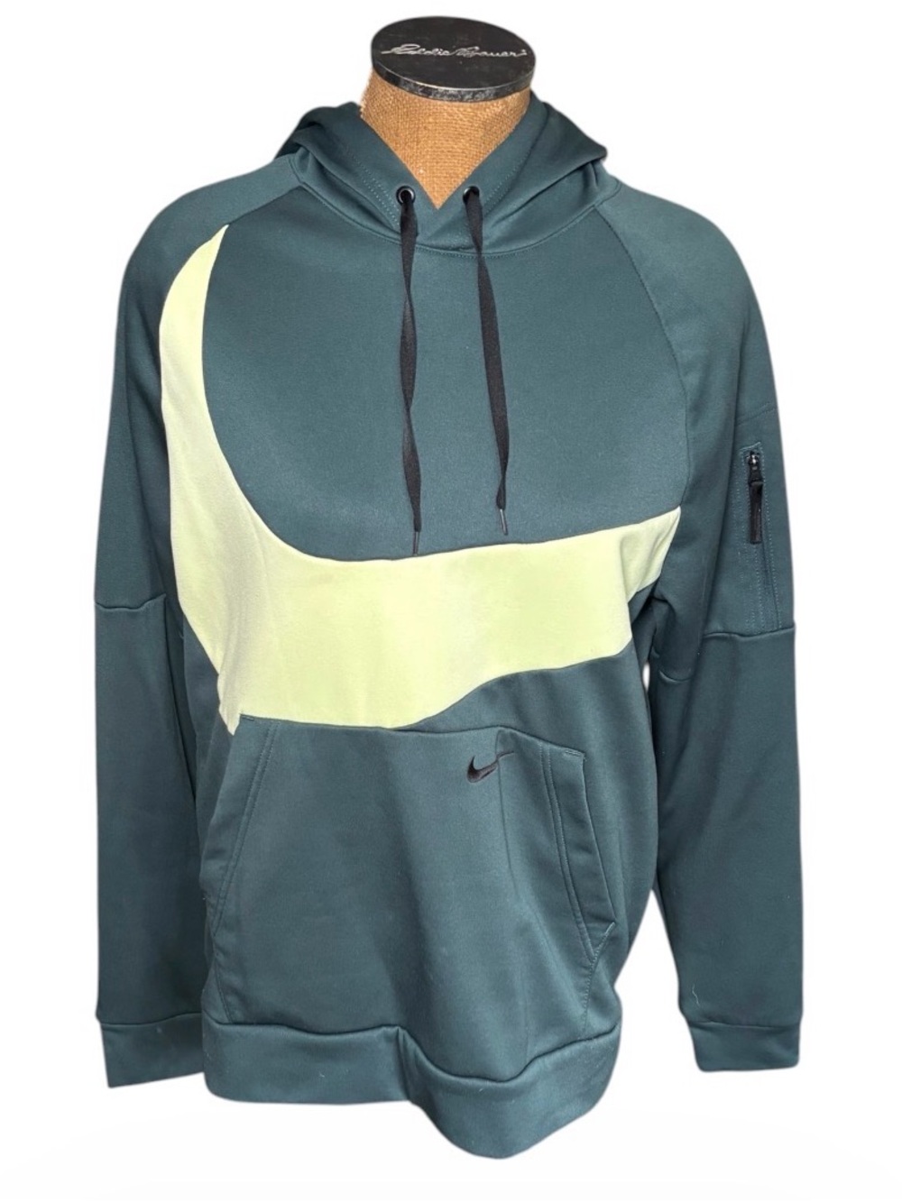 Nike Men’s Green Pullover Hoodie with Light Yellow Swoosh Size L
